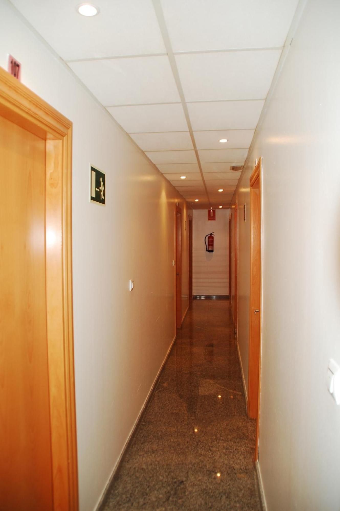 Hostal Mary Tere Salobrena Ngoại thất bức ảnh