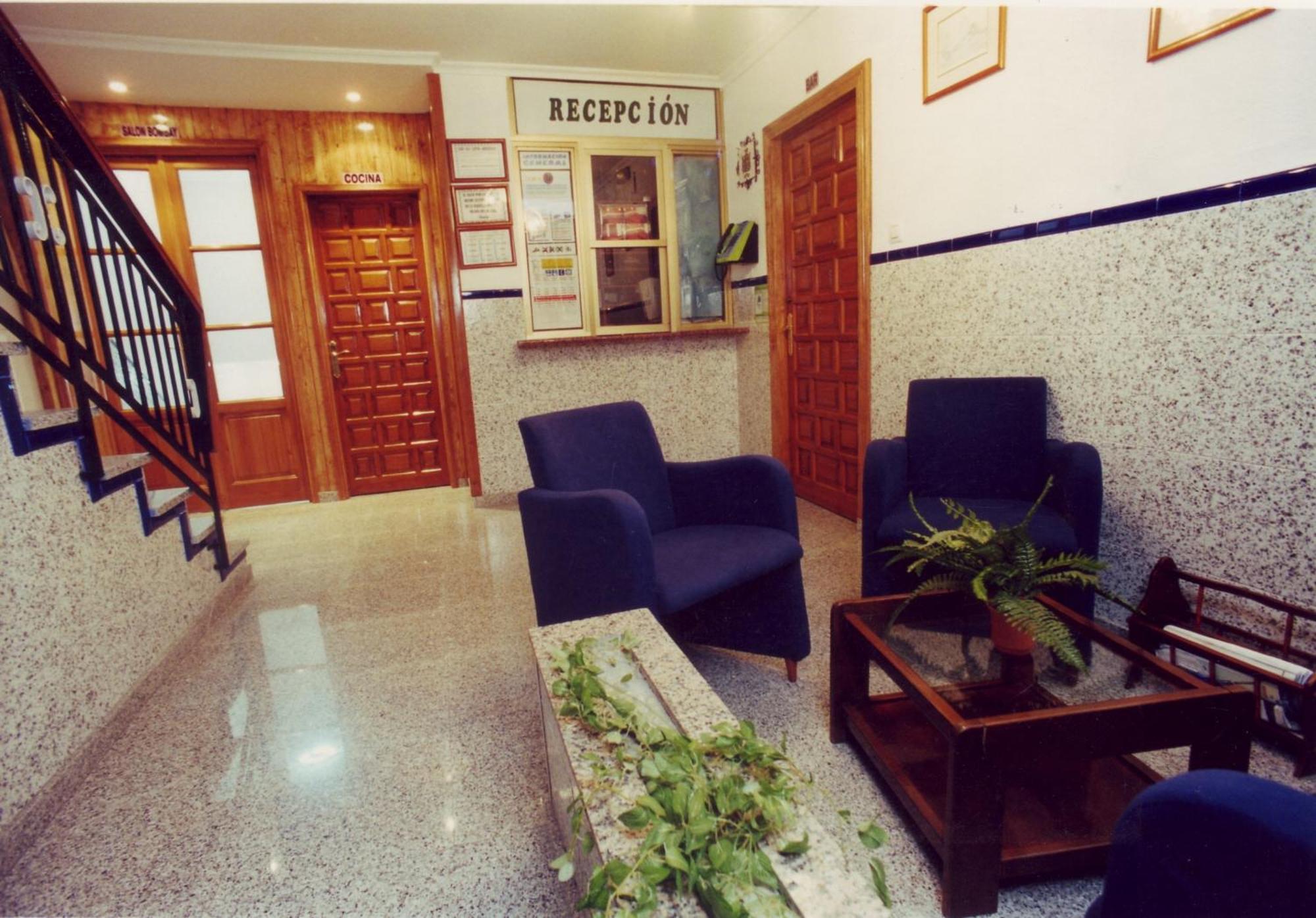 Hostal Mary Tere Salobrena Ngoại thất bức ảnh