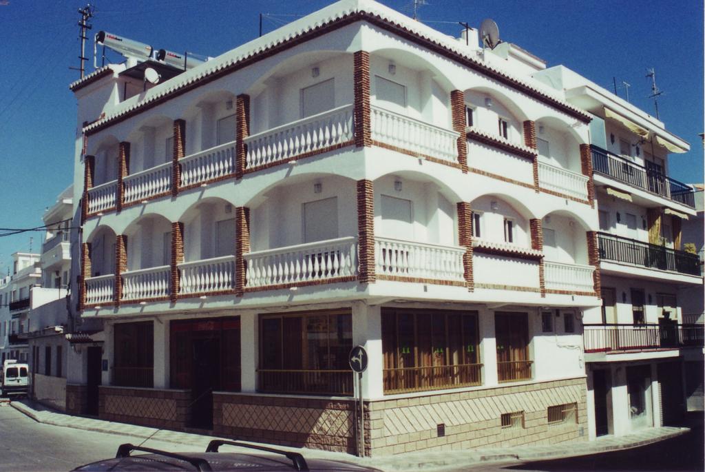 Hostal Mary Tere Salobrena Ngoại thất bức ảnh